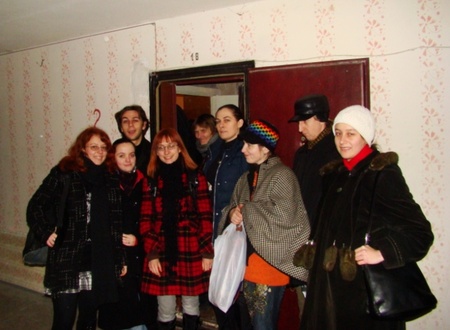 І всі, хто не вписався у натовп :)