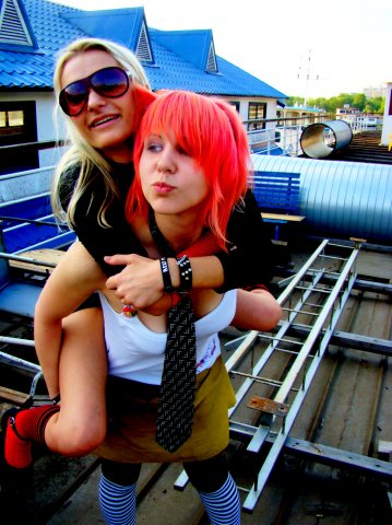 У дитинстві я мріяла стати вчителькою. Але коли підросла, то зрозуміла, що моя професія - конячка.