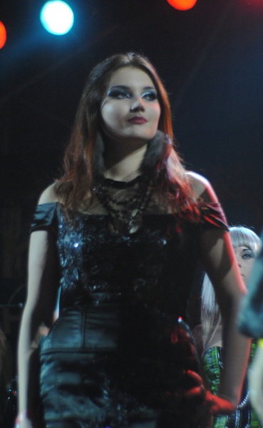 Модельєр (показ готичної моди)