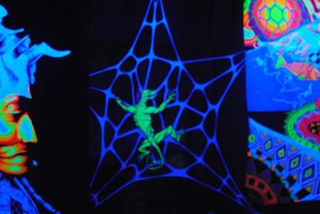 Прикраси від Psy-Ho Made